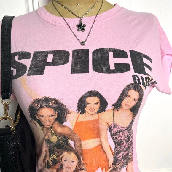 SPICE girls pink short sleeve tee with logo and iconic 2000’s photo size S - Picture 4 of 6